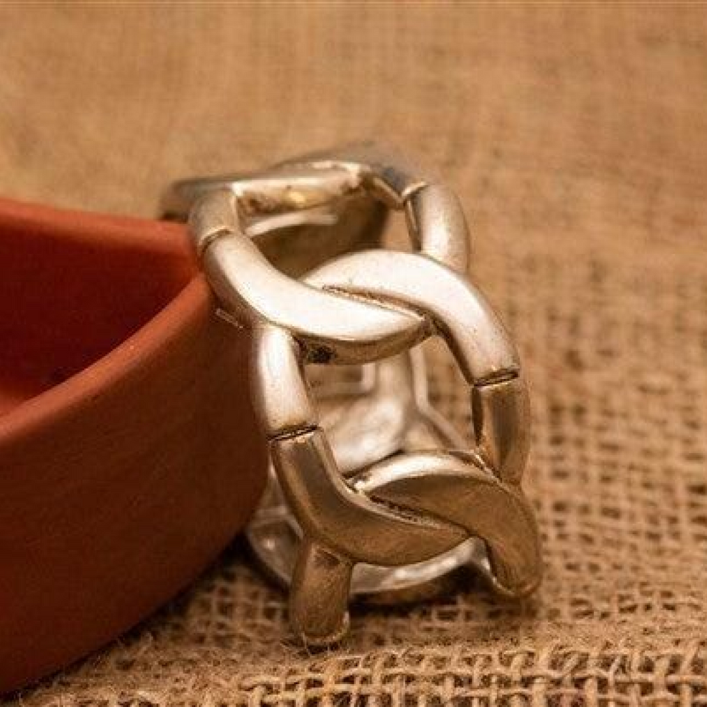 Bold Linked Bracelet (Adjustable)-1